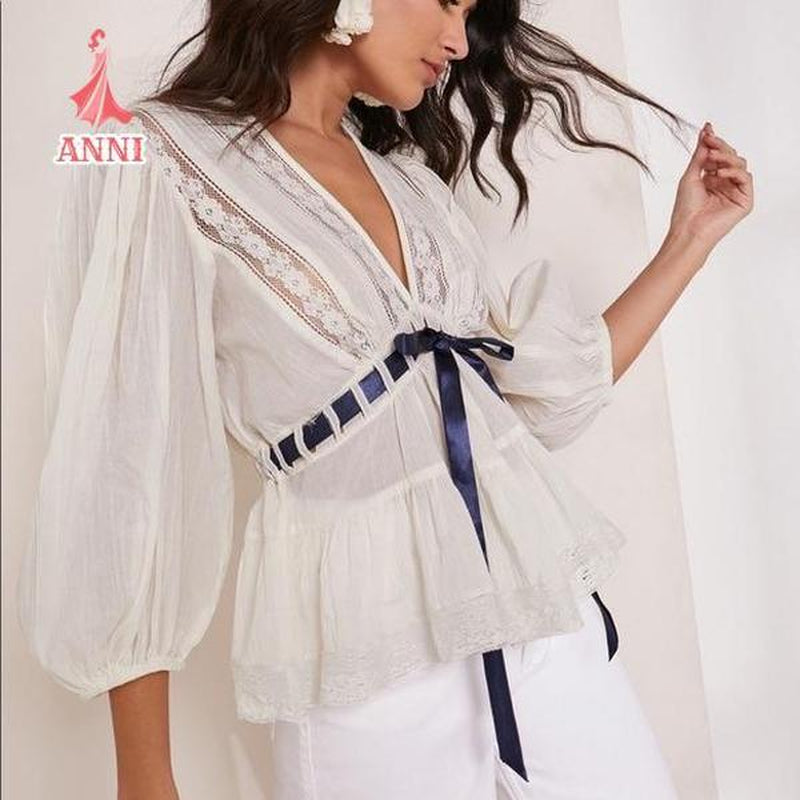 Unleash Your Creativity with Our Trendy Tie-Dye T-Shirt Collection in Blue, White, and Light Green - Available in S, M, L, XL